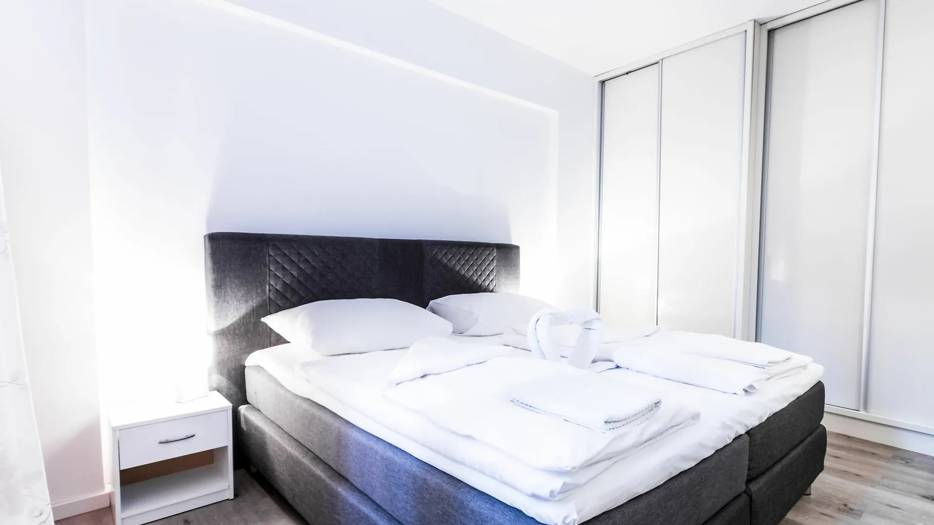 Grand Apartment Vienne